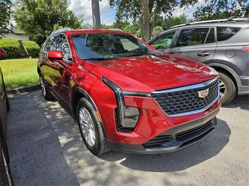 2024 Cadillac XT4 Luxury