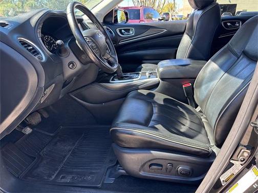 2017 INFINITI QX60 Base