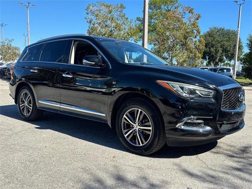 2017 INFINITI QX60 Base