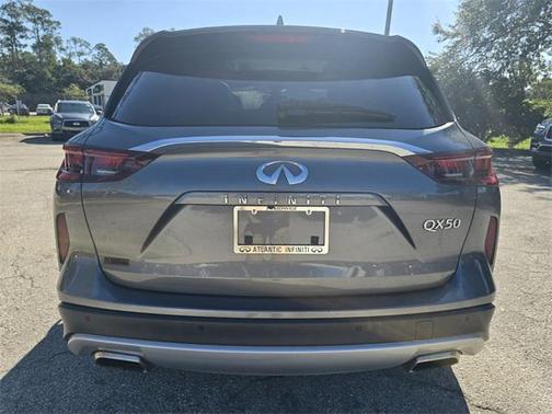 2023 INFINITI QX50 LUXE