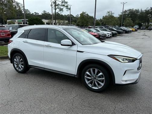 2022 INFINITI QX50 LUXE