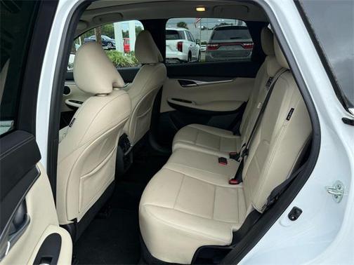 2022 INFINITI QX50 LUXE