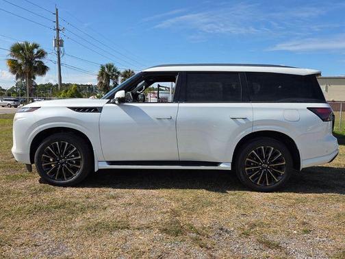 Radiant White 2026 INFINITI QX80 AUTOGRAPH AWD