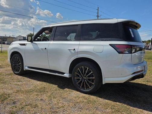 Radiant White 2026 INFINITI QX80 AUTOGRAPH AWD