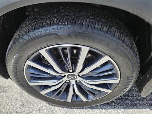 2022 INFINITI QX60 SENSORY