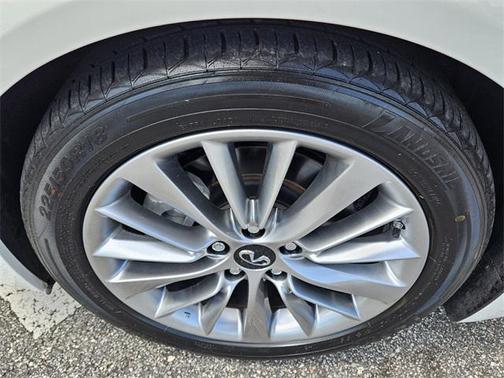 2022 INFINITI Q50 3.0t LUXE