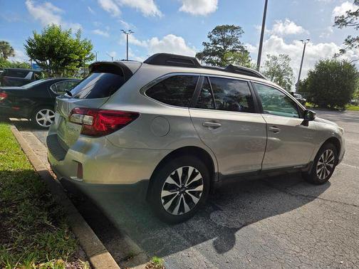 Tungsten Metallic 2015 Subaru Outback 2.5i Limited