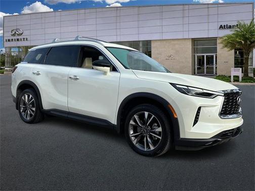 2023 INFINITI QX60 Luxe