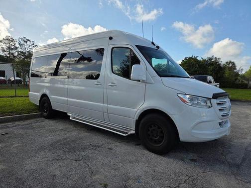 Arctic White 2023 Mercedes-Benz Sprinter 2500 High Roof
