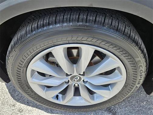 2022 INFINITI QX50 PURE