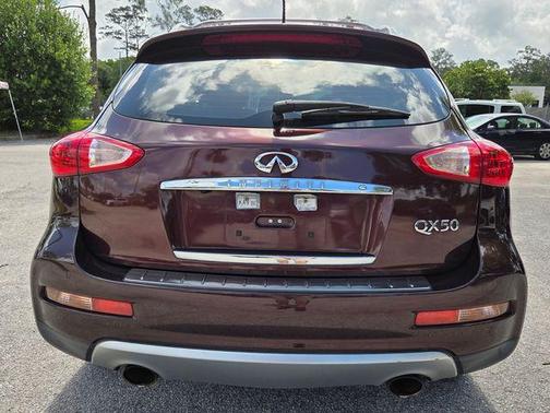 Midnight Garnet 2016 INFINITI QX50 Base