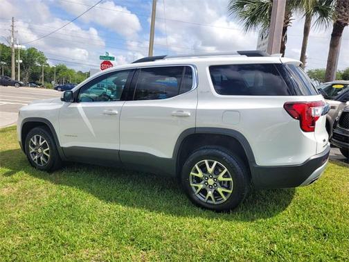 2023 GMC Acadia FWD SLT