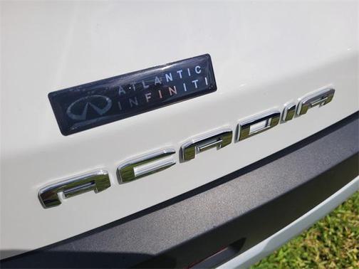 2023 GMC Acadia FWD SLT