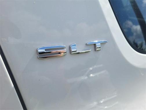 2023 GMC Acadia FWD SLT