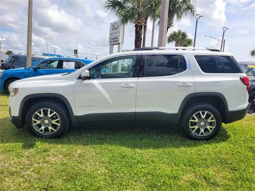 2023 GMC Acadia FWD SLT