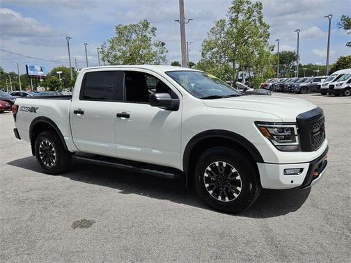 2024 Nissan Titan PRO-4X
