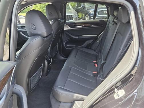 2024 BMW X4 xDrive30i