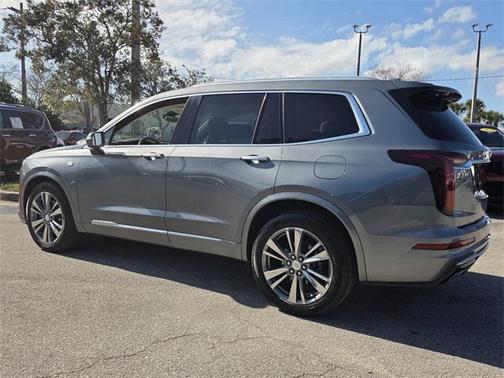 2020 Cadillac XT6 Premium Luxury FWD