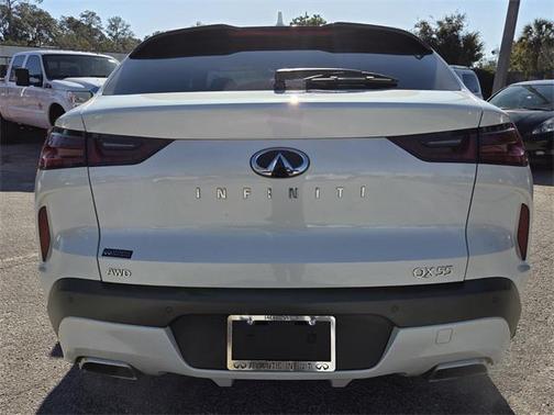 2023 INFINITI QX55 LUXE
