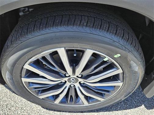 2025 INFINITI QX60 SENSORY