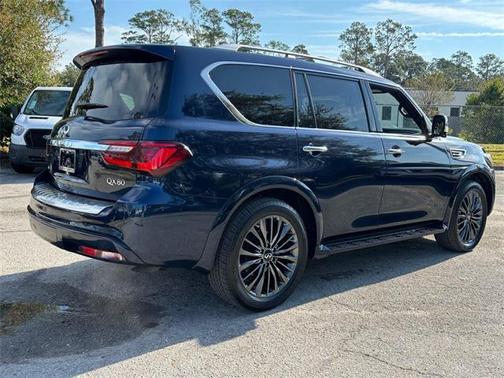 2023 INFINITI QX80 SENSORY AWD