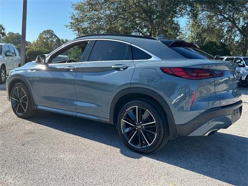 2023 INFINITI QX55 LUXE