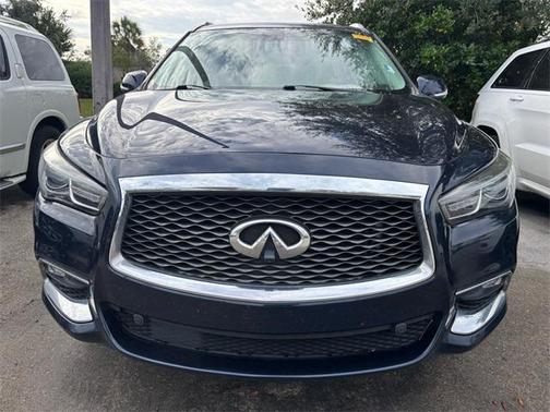 2017 INFINITI QX60 Base