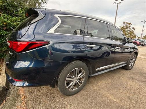 2017 INFINITI QX60 Base