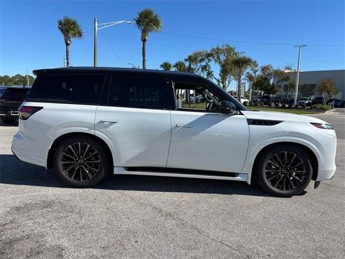 2026 INFINITI QX80 AUTOGRAPH AWD