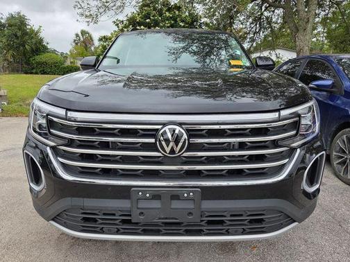 Silver Mist Metallic 2026 Volkswagen Atlas 2.0T SE w/Technology 4MOTION