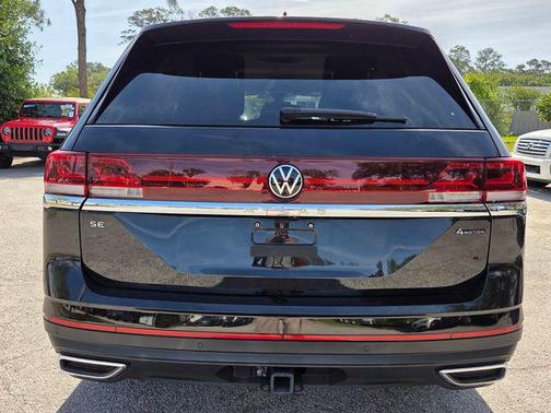 Silver Mist Metallic 2026 Volkswagen Atlas 2.0T SE w/Technology 4MOTION
