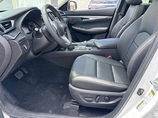 2025 INFINITI QX50 Luxe AWD