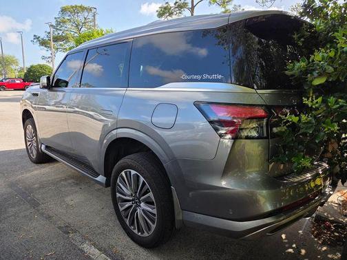 Dynamic Metal 2025 INFINITI QX80 SENSORY AWD