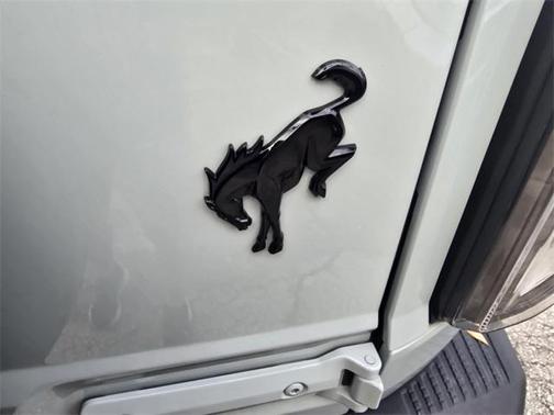 2022 Ford Bronco Black Diamond