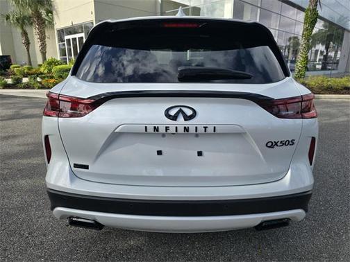 2024 INFINITI QX50 SPORT