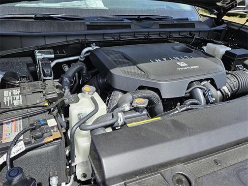 2025 INFINITI QX80 Luxe