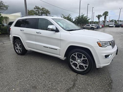 2020 Jeep Grand Cherokee Overland