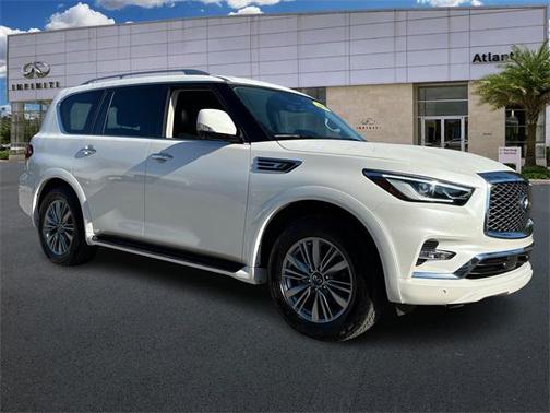 2024 INFINITI QX80 Luxe