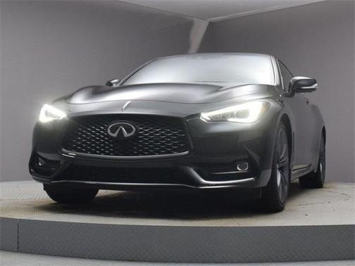 Photo 5 of 32 of 2022 INFINITI Q60 3.0t Red Sport 400