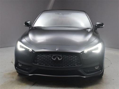 Photo 4 of 32 of 2022 INFINITI Q60 3.0t Red Sport 400