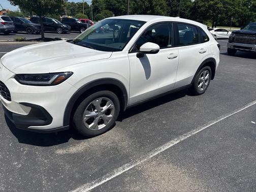 Platinum White Pearl 2023 Honda HR-V