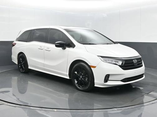 2023 Honda Odyssey 