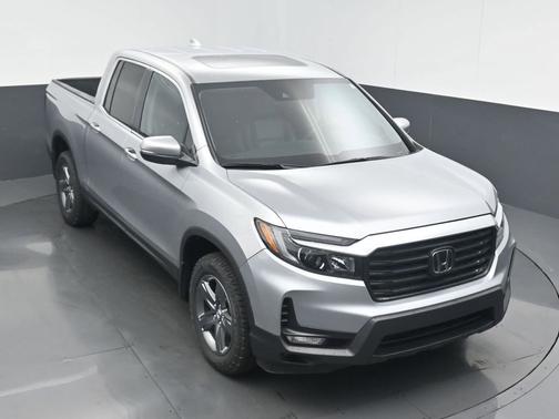 Lunar Silver Metallic 2023 Honda Ridgeline