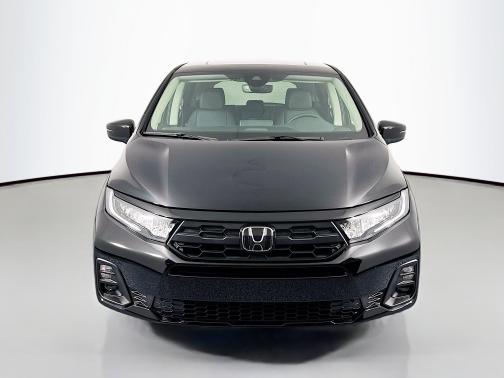 Crystal Black Pearl 2026 Honda Odyssey