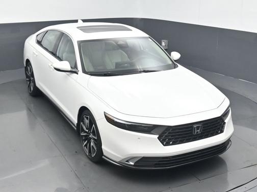 2023 Honda Accord Hybrid 
