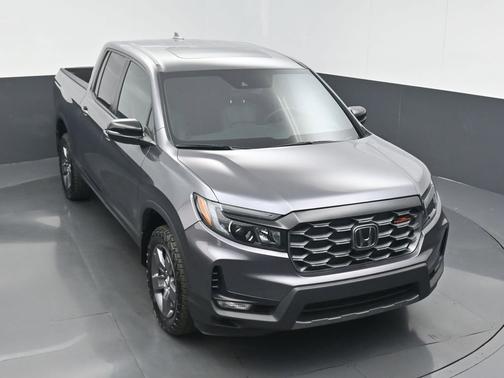 Modern Steel Metallic 2024 Honda Ridgeline