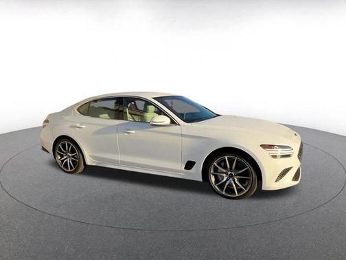 2025 Genesis G70 2.5T RWD