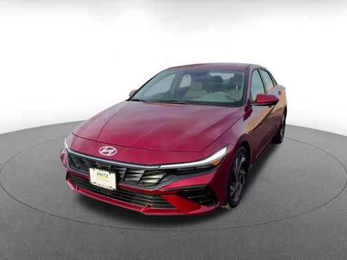 2025 Hyundai ELANTRA SEL