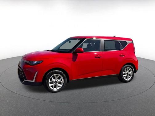 Inferno Red 2025 Kia Soul LX