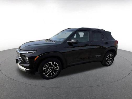 Mosaic Black Metallic 2025 Chevrolet Trailblazer LT